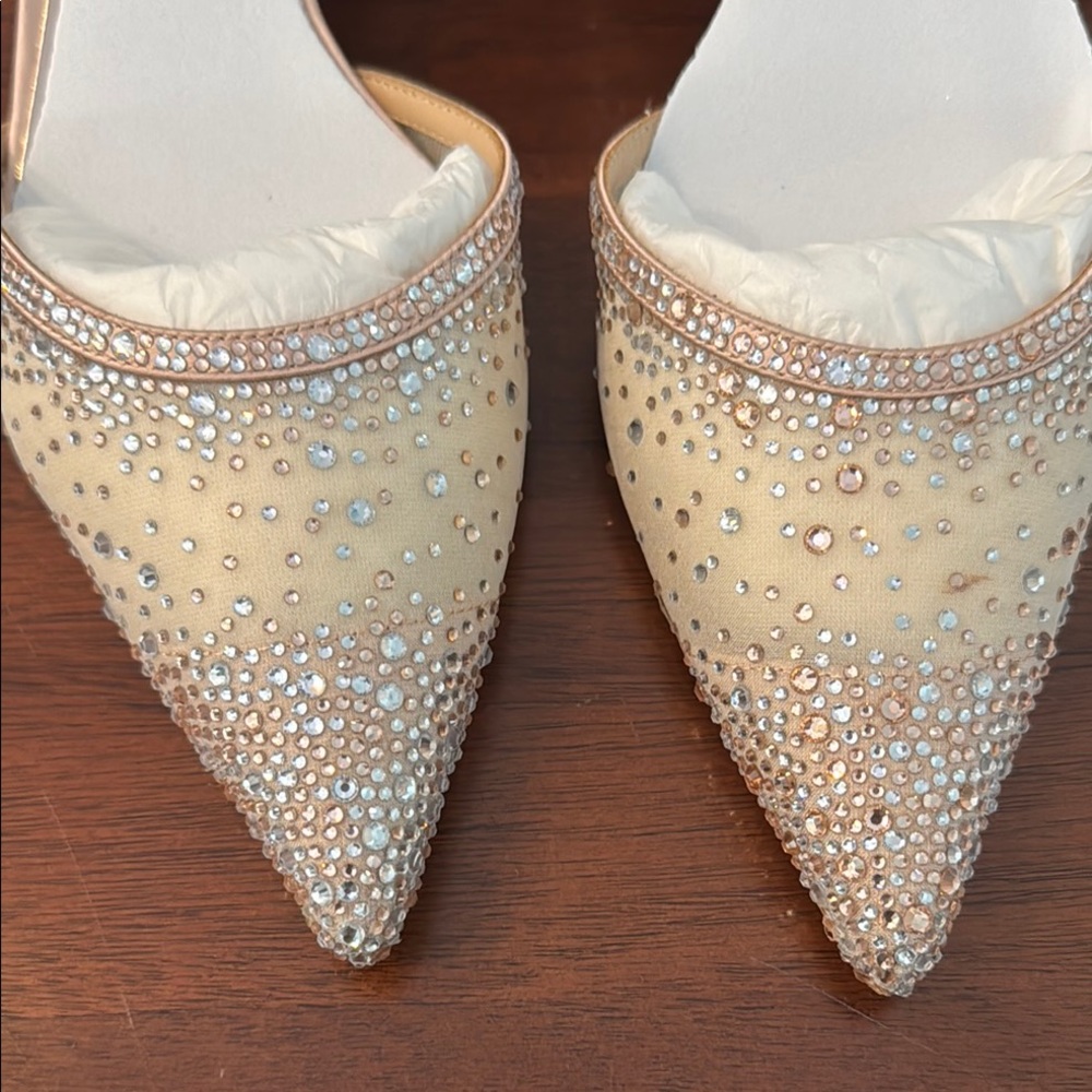Badgley Mischka Rose Gold Madelyn Kitten Heel - Picture 7 of 8